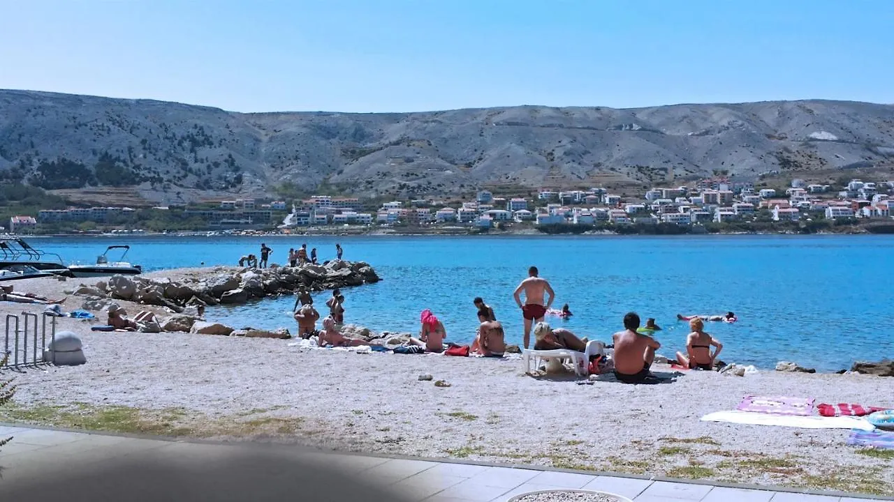 Apartments Spavalo Pag Town Kroatië
